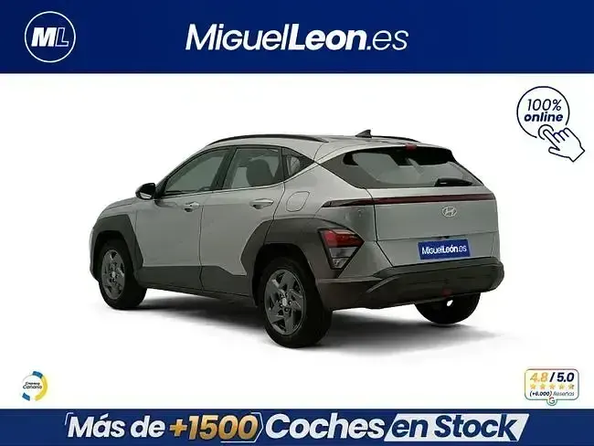 Usado Hyundai Kona 120 CV (88 kW) 2024 Gris / plata SUV