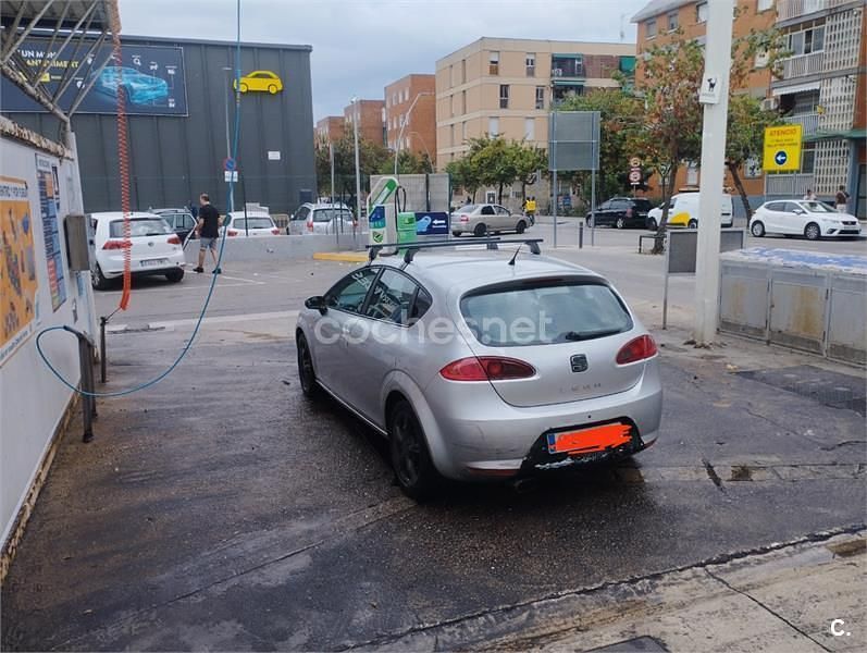 Gris / plata Usado 2006 Seat Leon Sport Berlina | 3400 € (Buen precio) - Imagen 1/4