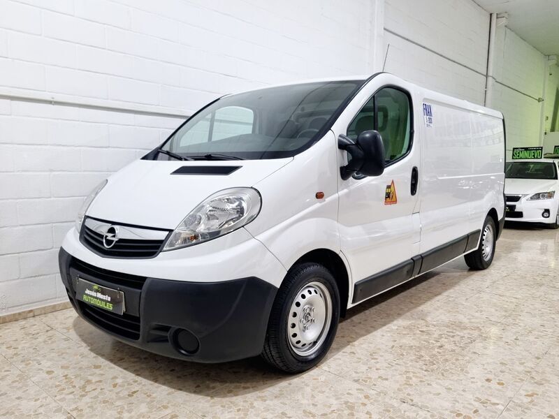 Blanco Usado 2014 Opel Vivaro Van | 9300 € (Precio justo) - Imagen 1/4