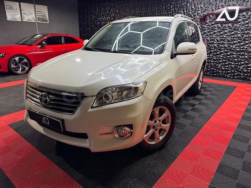 Usado Toyota RAV4 Advance 150 CV (110 kW) 2011 Blanco SUV