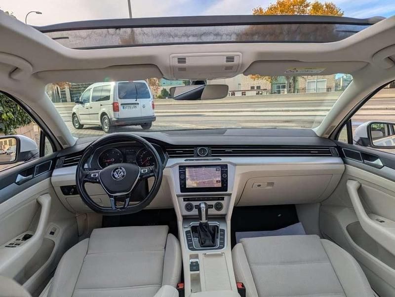 Usado VW Passat Advance 150 CV (110 kW) 2018 Blanco Berlina