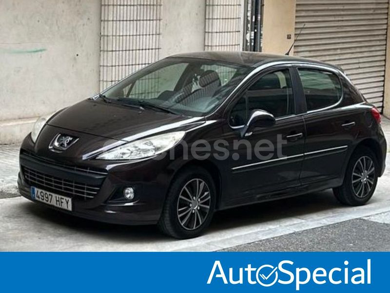 Marrón Usado 2011 Peugeot 207 Active Berlina | 5990 € (Precio justo) - Imagen 1/2