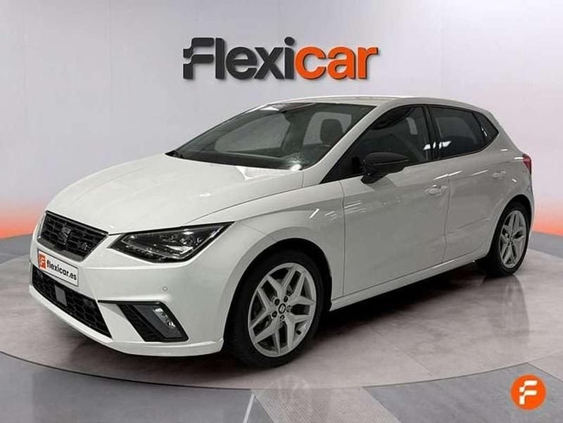 Usado Seat Ibiza FR 105 CV (77 kW) 2021 Blanco Utilitario