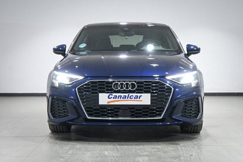 Usado Audi A3 S-Line 150 CV (110 kW) 2021 Azul Berlina