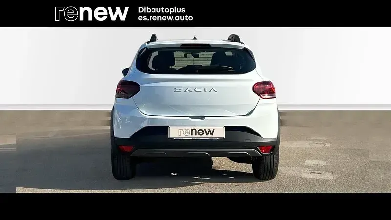 Usado Dacia Sandero Essentiel 91 CV (66 kW) 2023 Blanco Berlina