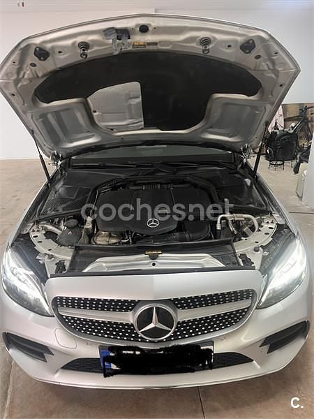 Usado Mercedes C220 194 CV (142 kW) 2020 Gris / plata Familiar