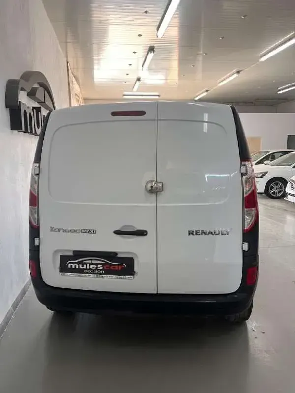Usado Renault Kangoo 95 CV (69 kW) 2021 Blanco Monovolumen