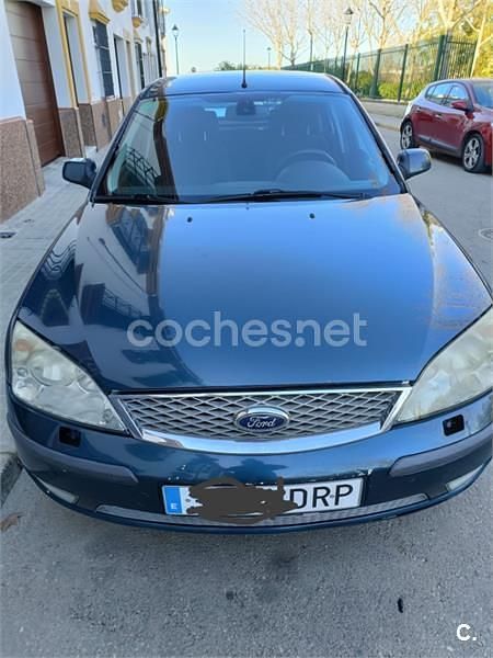 Verde Usado 2005 Ford Mondeo Trend Berlina | 2500 € (Precio justo) - Imagen 1/4