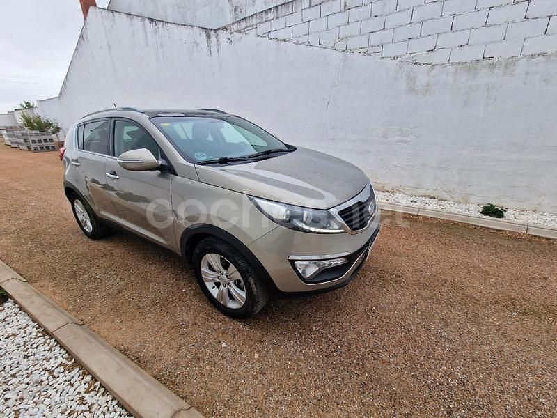 Usado Kia Sportage 136 CV (100 kW) 2012 Gris / plata SUV