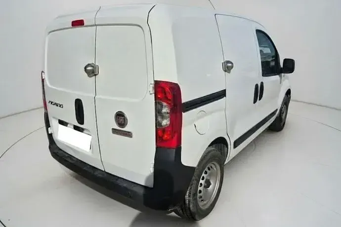 Usado Fiat Fiorino 80 CV (58 kW) 2019 Blanco Monovolumen