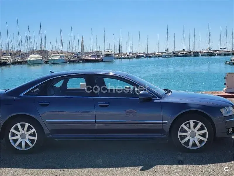 Usado Audi A8 326 CV (239 kW) 2006 Azul Berlina