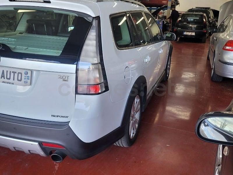 Usado Saab 9-3X 210 CV (154 kW) 2010 Blanco Familiar