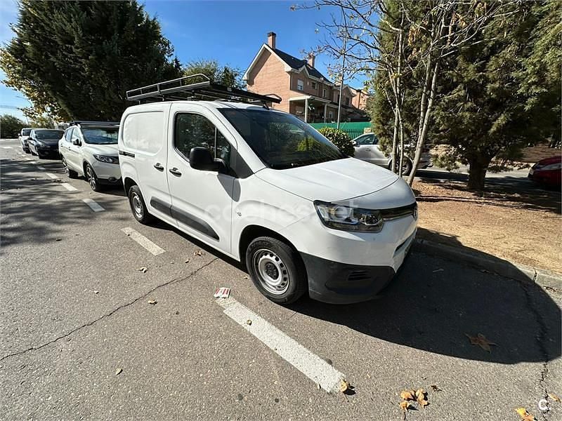 Usado Toyota Proace City City 102 CV (75 kW) 2020 Blanco Monovolumen