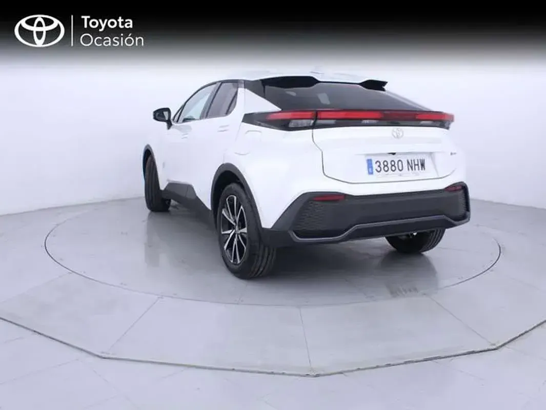 Usado Toyota C-HR Advance 140 CV (102 kW) 2025 Blanco SUV