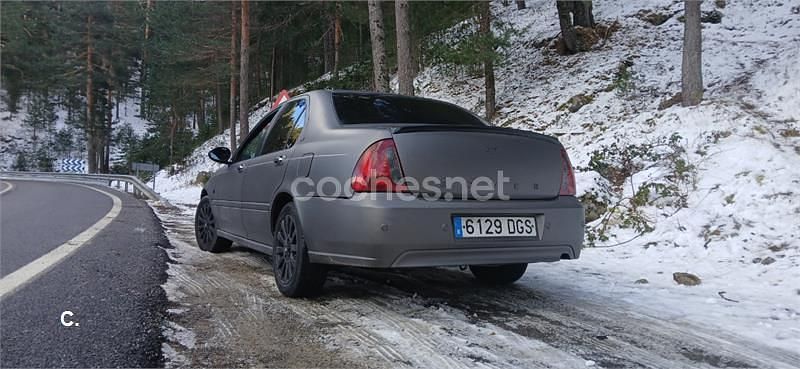 Usado Rover 45 109 CV (80 kW) 2005 Gris / plata Berlina