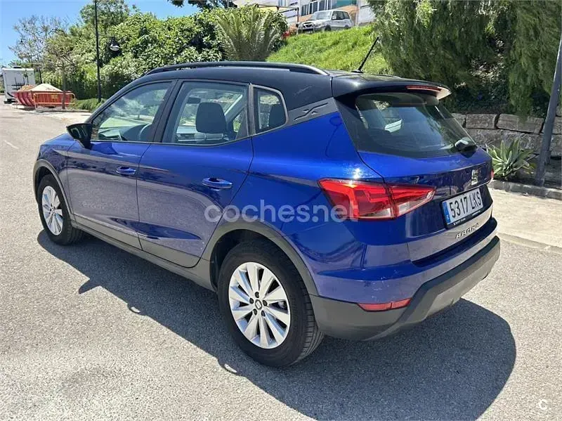 Usado Seat Arona Style 115 CV (84 kW) 2020 Azul SUV