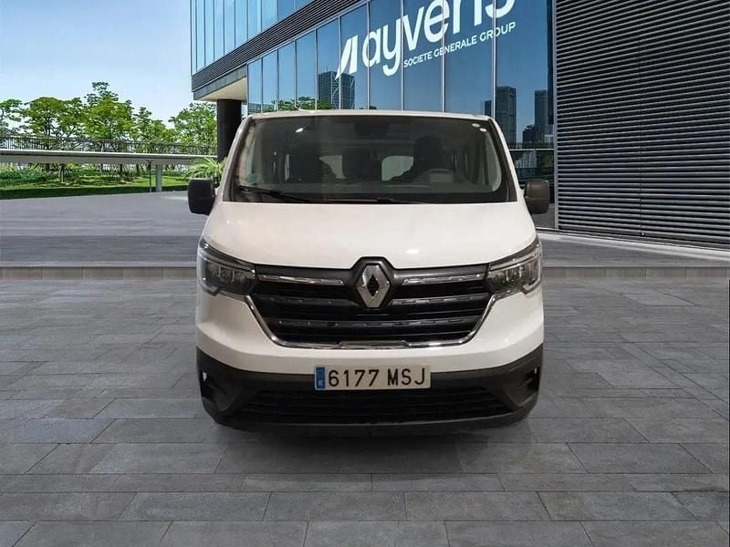 Usado Renault Trafic 110 CV (80 kW) 2024 Blanco Monovolumen