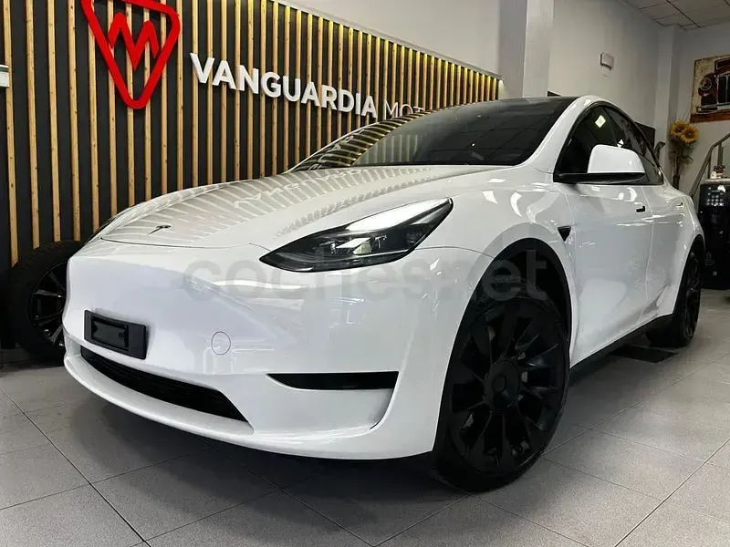 Usado Tesla Model Y RWD 250 kW (340 CV) 2023 Eléctrico SUV
