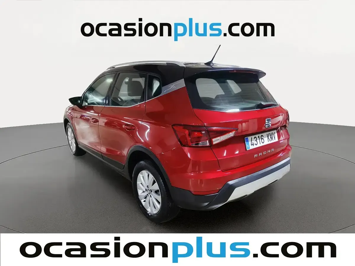Usado Seat Arona XCELLENCE 115 CV (84 kW) 2018 Rojo SUV