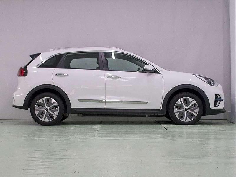 Usado Kia e-Niro 150 kW (204 CV) 2021 Blanco SUV