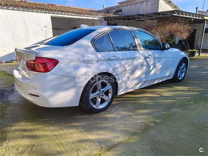 Usado BMW 318 143 CV (105 kW) 2016 Blanco Berlina