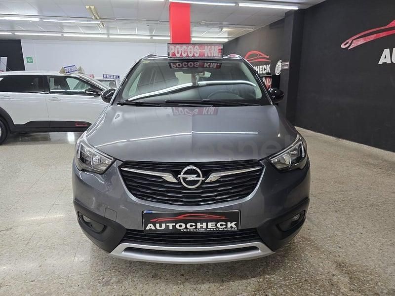 Usado Opel Crossland X Design Edition 110 CV (80 kW) 2018 Gris / plata SUV