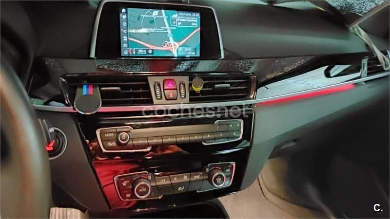 Usado BMW X1 Sport Line 150 CV (110 kW) 2017 Gris / plata SUV