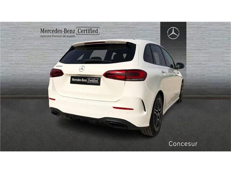 Usado Mercedes B200 150 CV (110 kW) 2021 Blanco Monovolumen