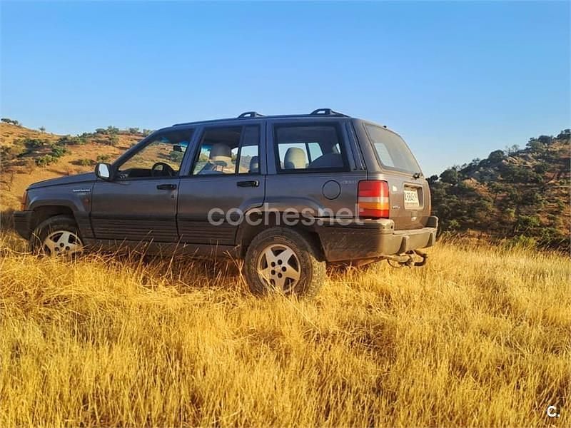 Usado Jeep Grand Cherokee Laredo 185 CV (136 kW) 1995 Gris / plata SUV