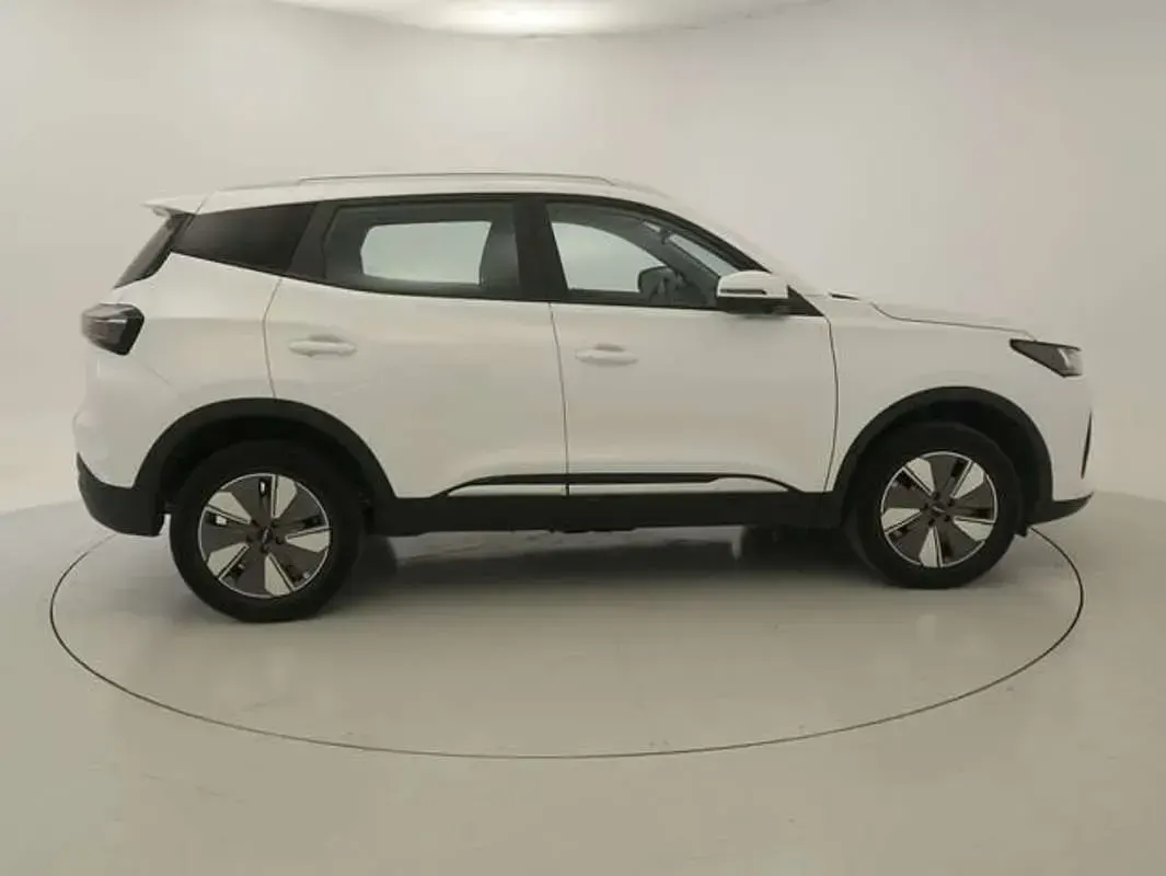 Usado Ebro s400 211 CV (155 kW) 2025 Blanco SUV