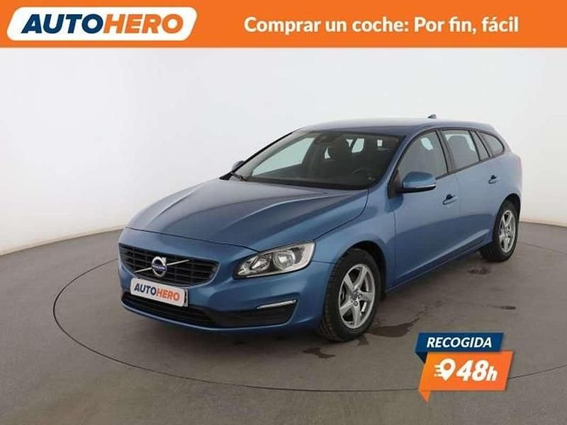 Usado Volvo V60 Kinetic 151 CV (111 kW) 2015 Azul Familiar