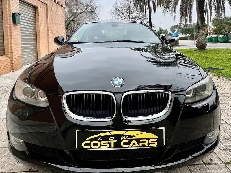 Usado BMW 320 184 CV (135 kW) 2010 Negro Coupe