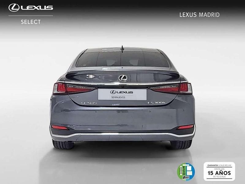 Usado Lexus ES300 218 CV (160 kW) 2022 Gris Berlina