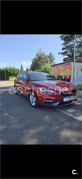 Rojo Usado 2021 Seat Leon FR Familiar | 19.500 € (Precio justo) - Imagen 1/3