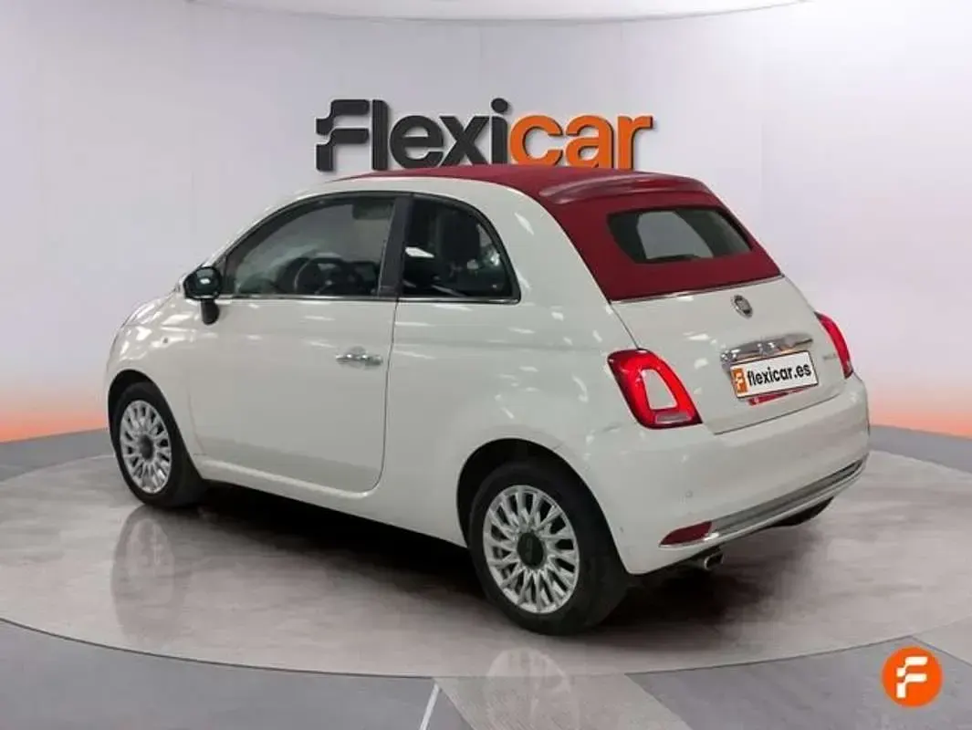 Usado Fiat 500 Club 71 CV (52 kW) 2022 Blanco Descapotable