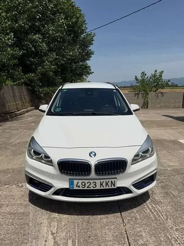 Usado BMW 216 Gran Tourer 116 CV (85 kW) 2018 Blanco Monovolumen