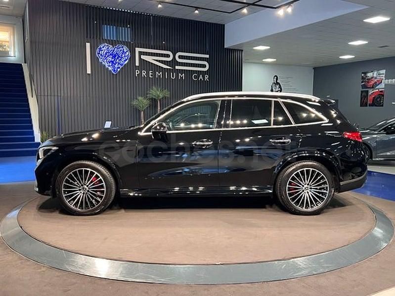 Usado Mercedes GLC220 AMG line 197 HP (144 kW) 2023 Preto SUV