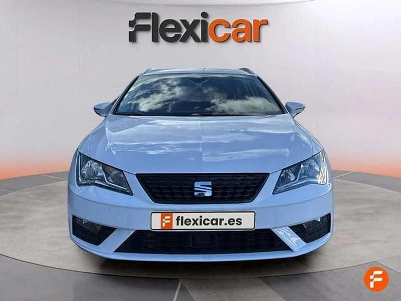 Usado Seat Leon ST Style 116 CV (85 kW) 2019 Blanco Familiar