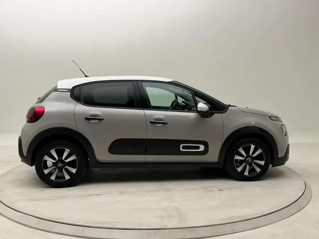Usado Citroën C3 PureTech 83 CV (61 kW) 2023 Beige Utilitario
