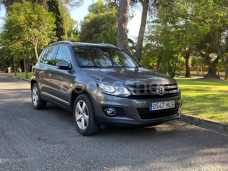 Gris / plata Usado 2012 VW Tiguan Sport SUV | 10.490 € (Precio justo) - Imagen 1/4