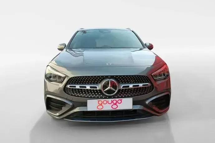 Usado Mercedes GLA200 150 CV (110 kW) 2024 SUV