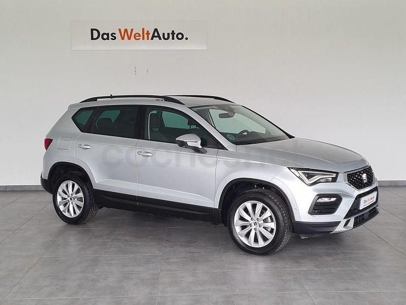 Usado Seat Ateca Style 150 CV (110 kW) 2025 Gris plata SUV
