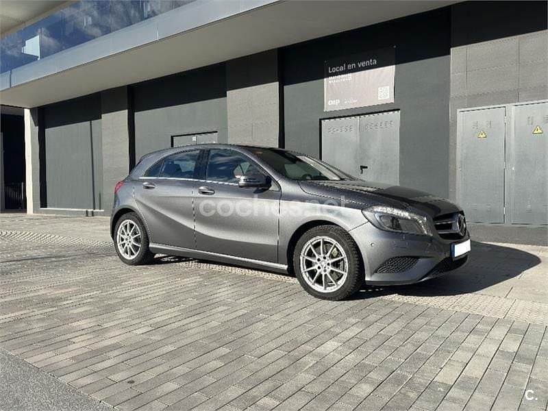Gris / plata Usado 2013 Mercedes A250 Style Berlina | 17.990 € (Buen precio) - Imagen 1/4
