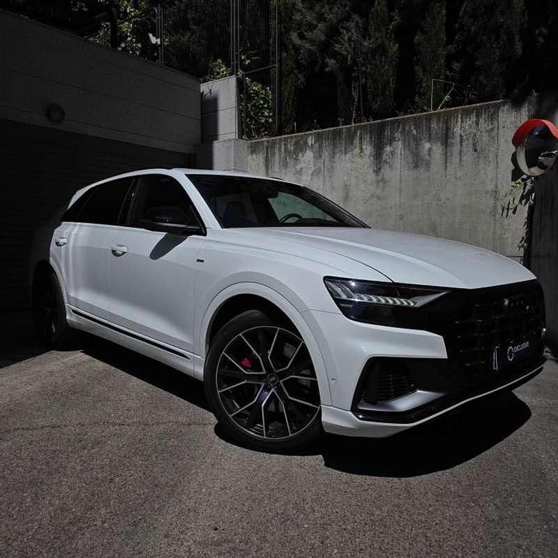Blanco Usado 2023 Audi Q8 Ambiente SUV | 79.999 € (Precio justo) - Imagen 1/4