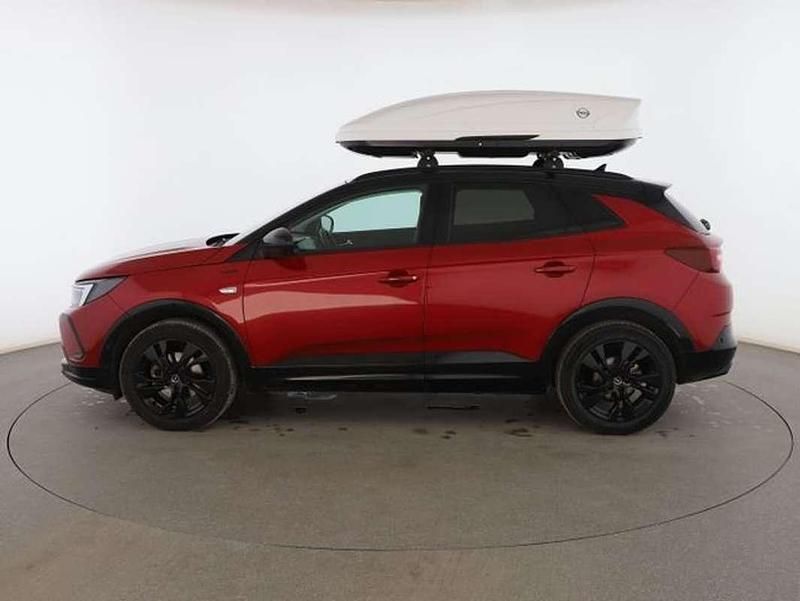 Usado Opel Grandland X GS Line 132 CV (97 kW) 2022 Rojo SUV
