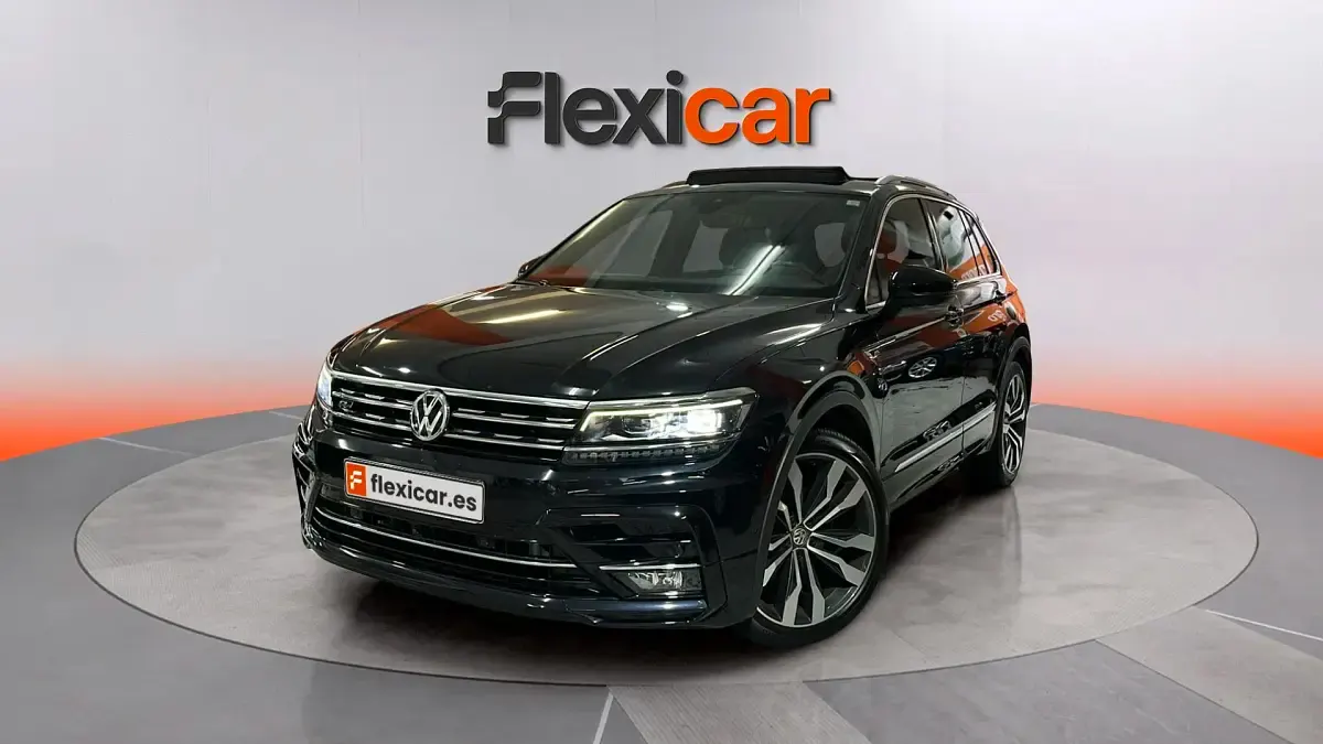 Usado VW Tiguan Sportline 150 CV (110 kW) 2018 Negro SUV