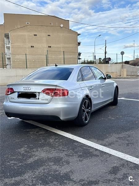 Usado Audi A4 143 CV (105 kW) 2008 Gris / plata Berlina
