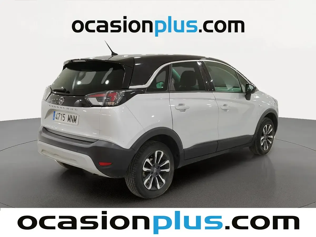 Usado Opel Crossland Elegance 130 CV (95 kW) 2024 Gris SUV