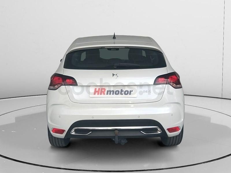 Usado DS Automobiles DS4 Style 131 CV (96 kW) 2015 Blanco Berlina