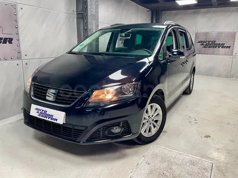 Usado Seat Alhambra Reference 150 CV (110 kW) 2019 Negro Monovolumen